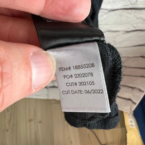 Torrid Women's Plus Size 4 Black 3/4 Sleeve Henley Button-Up Top - Picture 7 of 8